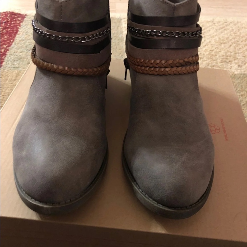Women’s Boots